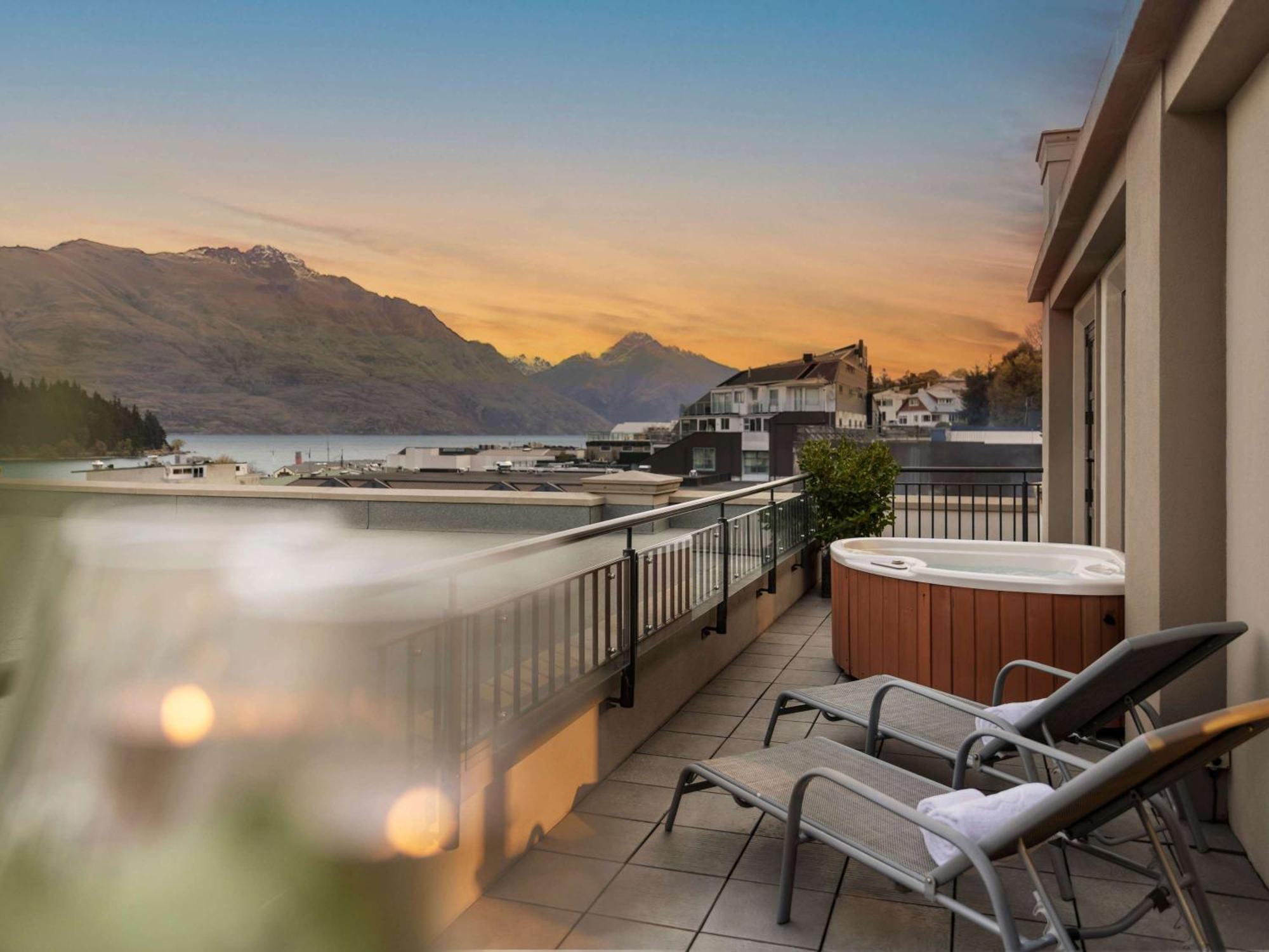 Sofitel Queenstown Hotel & Spa Bagian luar foto