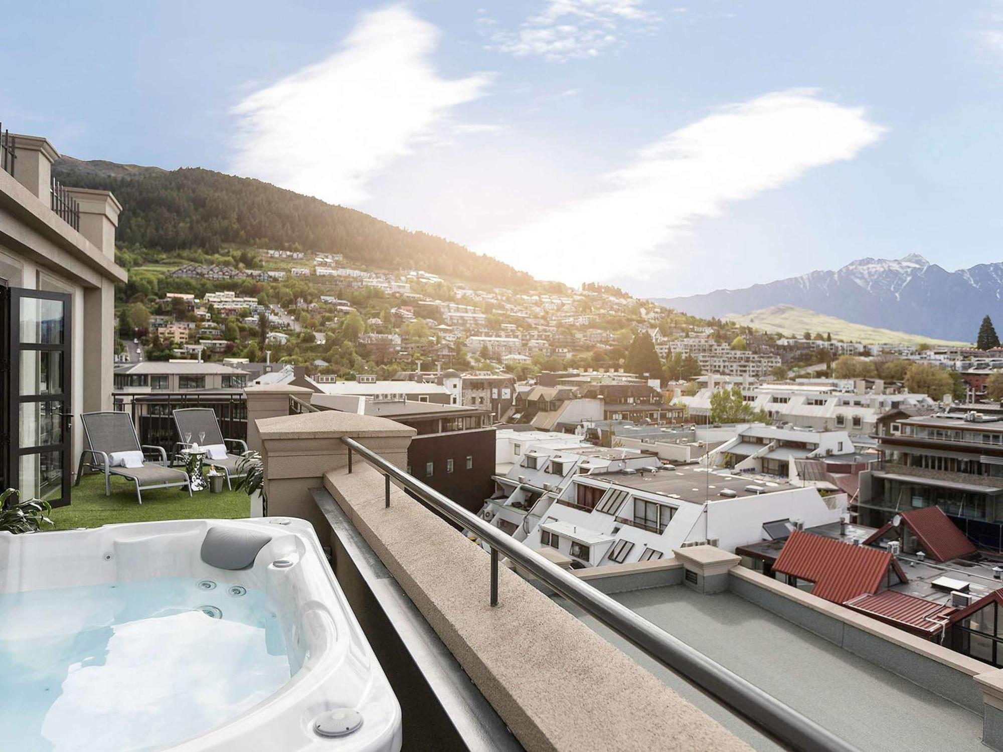 Sofitel Queenstown Hotel & Spa Bagian luar foto